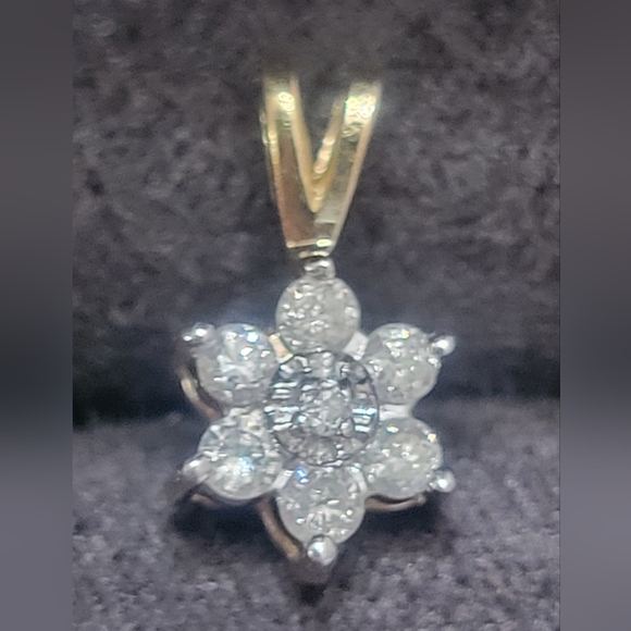 Elegant Gold and Silver Flower Pendant - Picture 1 of 3